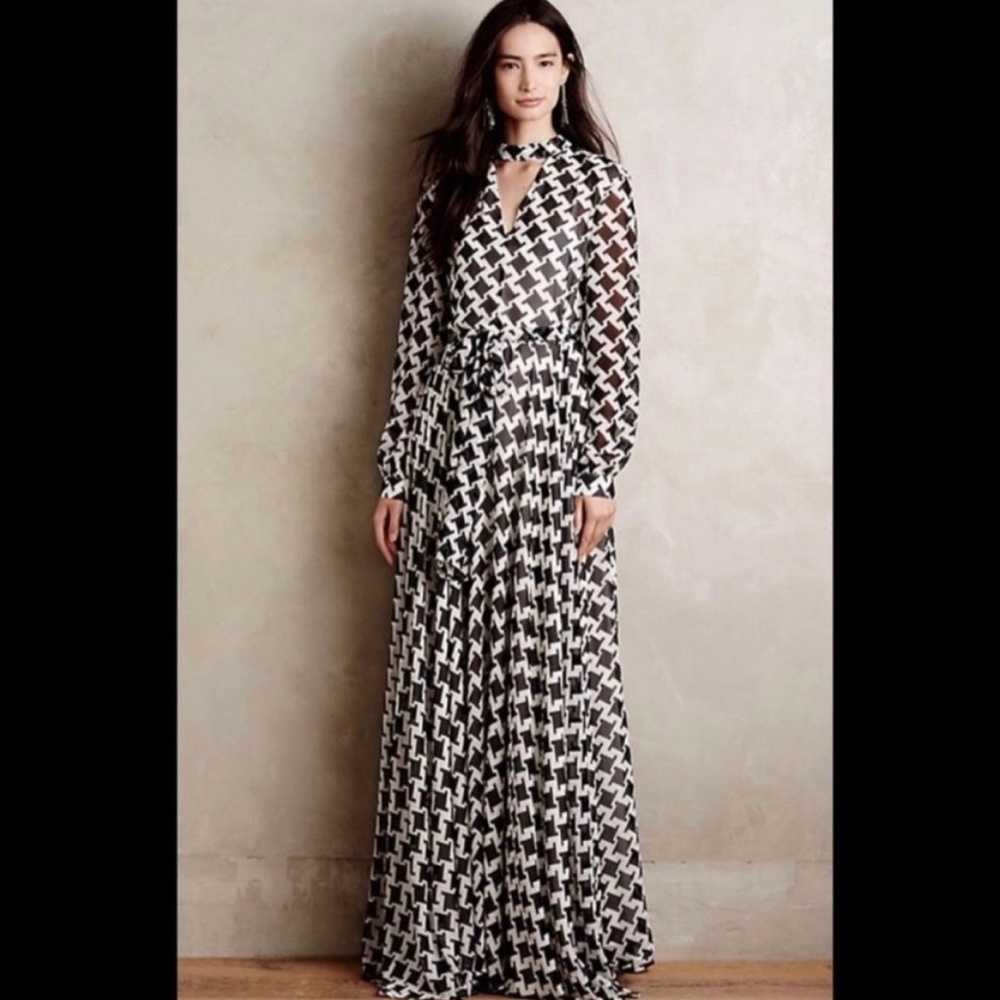 TY-LR Australia XS Gown